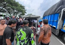 Tabrakan Motor dan Truk, Remaja Lamongan Tewas